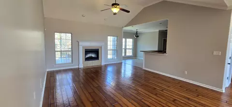 Living - 1023 Skyline Dr, Alexander, AR 72002 photo 1 of 4