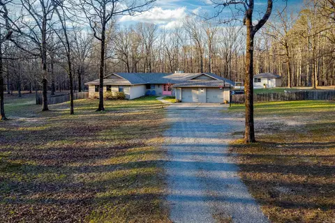 1502 Hickory Dr, Bryant, AR 72019 photo 3