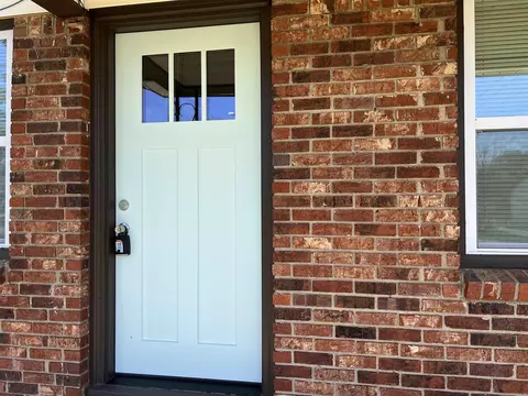 Entry Way - 202 E Main St, Corning, AR 72422 photo 1 of 2