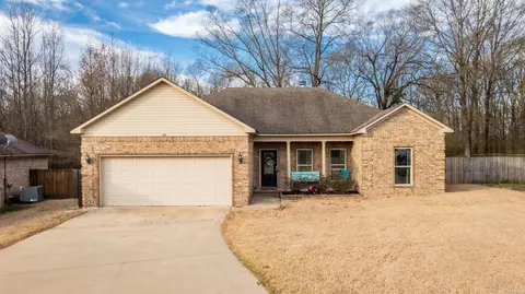 40 Eaglebrook Dr, Conway, AR 72032 photo 2