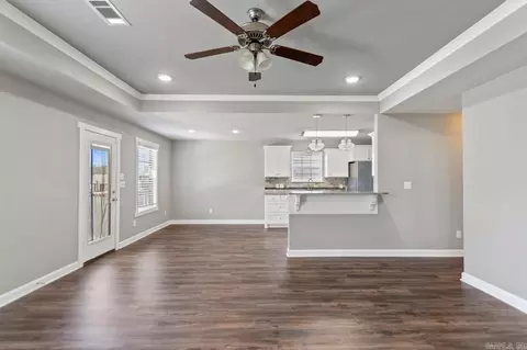 403 Carriage Dr, Benton, AR 72015 photo 6
