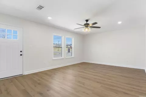 151 Border Cir, Benton, AR 72015 photo 8