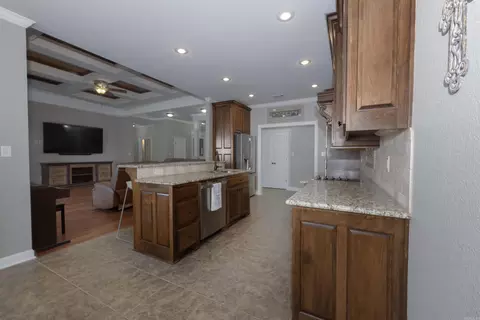 Kitchen - 11039 Stonehill Dr, Alexander, AR 72002 photo 4 of 4