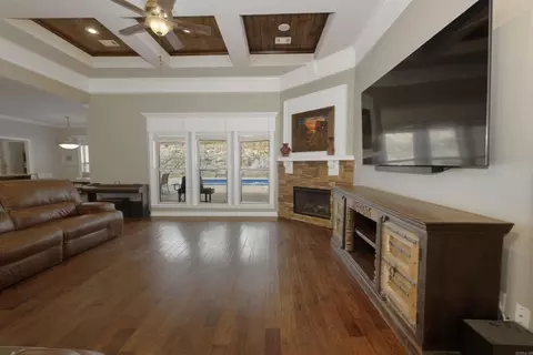 Living - 11039 Stonehill Dr, Alexander, AR 72002 photo 2 of 2