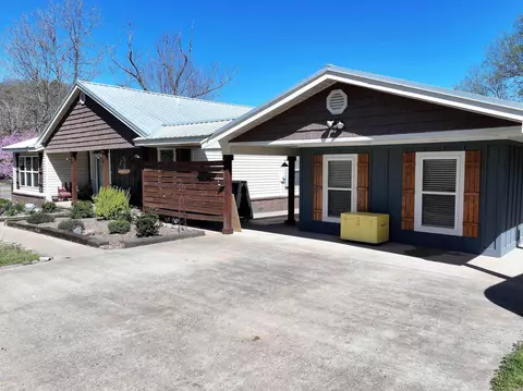 Exterior - 9808 Crossroads, Benton, AR 72019 photo 2 of 15