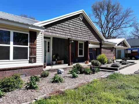 Exterior - 9808 Crossroads, Benton, AR 72019 photo 4 of 15