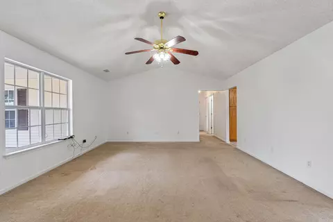 Living - 474 Jo Lynn, Bauxite, AR 72011 photo 2 of 5
