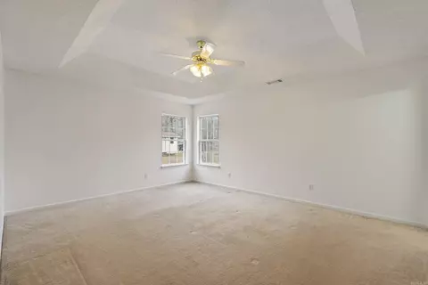 Bedroom - 474 Jo Lynn, Bauxite, AR 72011 photo 5 of 6