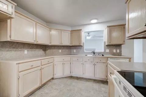 323 Lamplighter Dr, Haskell, AR 72015 photo 9