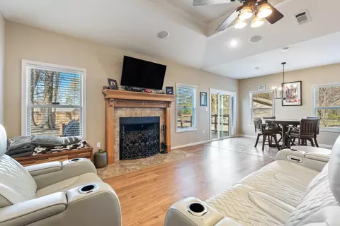 1214 Grayson Cir, Malvern, AR 72104 photo 4