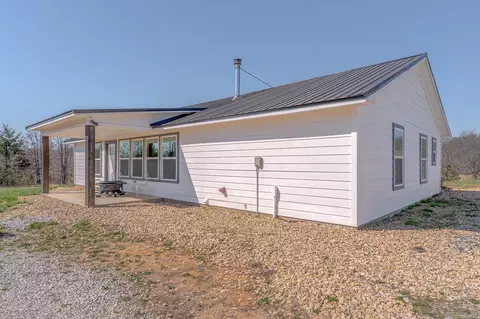 1665 Nc 1600, Compton, AR 72624 photo 4