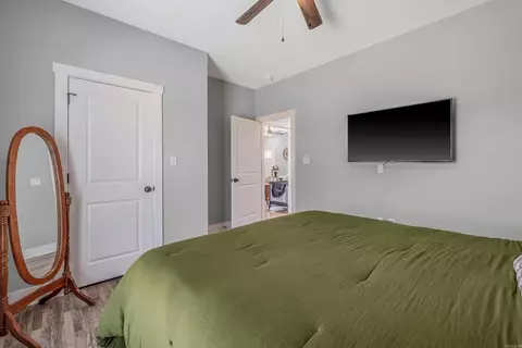 Bedroom - 11 Canten Cv, Greenbrier, AR 72058 photo 6 of 10