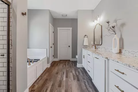 Entry Way - 11 Canten Cv, Greenbrier, AR 72058 photo 1 of 1