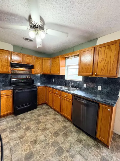 Kitchen - 117 E Miami St, Greenwood, AR 72936 photo 1 of 1