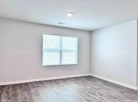 Living - 112 Terry Dr, Brookland, AR 72417 photo 3 of 3