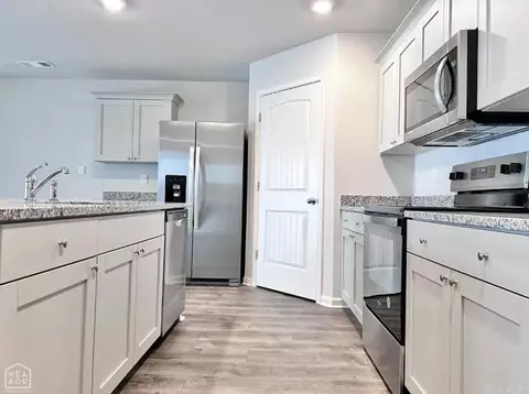 Kitchen - 112 Terry Dr, Brookland, AR 72417 photo 3 of 3
