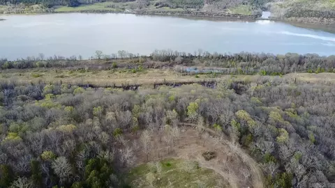 918 Citadel Bluff Trl, Cecil, AR 72930 photo 6