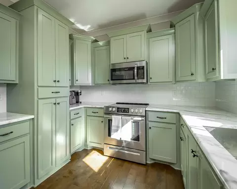 Kitchen - 1120 Aberdour Dr, Cabot, AR 72023 photo 3 of 3