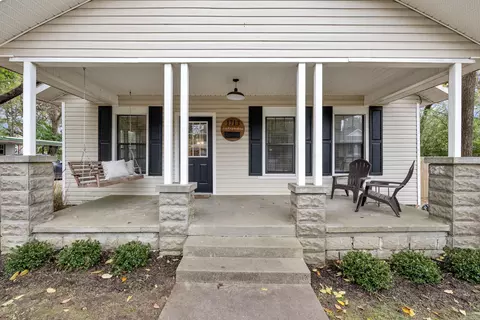 1713 Independence Ave, Conway, AR 72034 photo 2