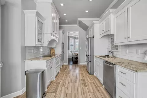 Kitchen - 6064 Lodestone Dr, Alexander, AR 72002 photo 2 of 3
