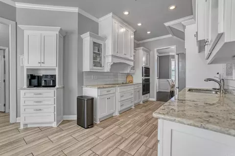 Kitchen - 6064 Lodestone Dr, Alexander, AR 72002 photo 1 of 3