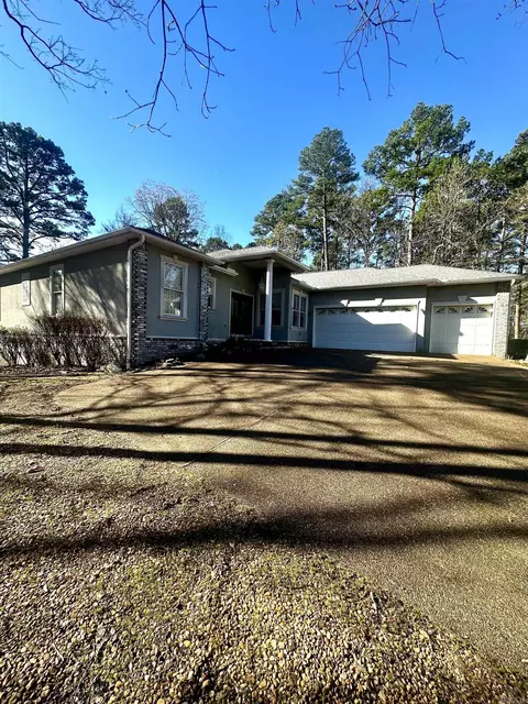 9 Doscientos Cir, Hot Springs Village, AR 71909