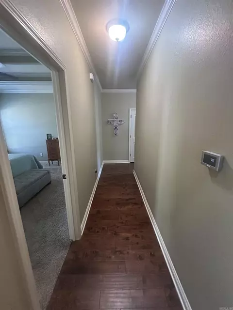 Entry Way - 109 Cedar Fence Dr, Beebe, AR 72012 photo 4 of 6