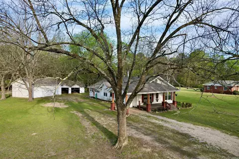 Exterior - 2139 S Main St, Malvern, AR 72104 photo 3 of 7