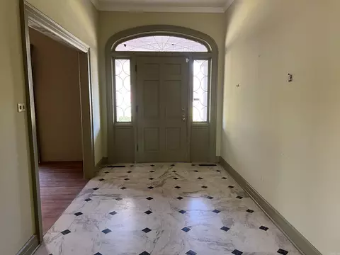 Entry Way - 3700 S Olive St, Pine Bluff, AR 71603 photo 1 of 3