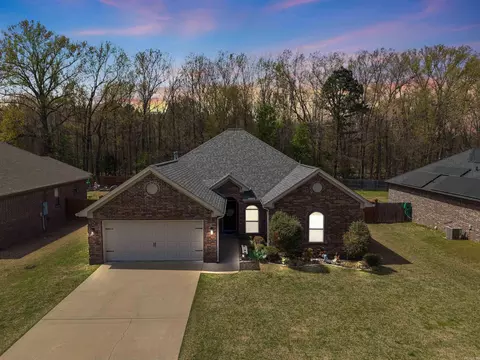 Exterior - 168 Creekside Dr, Austin, AR 72007 photo 2 of 5