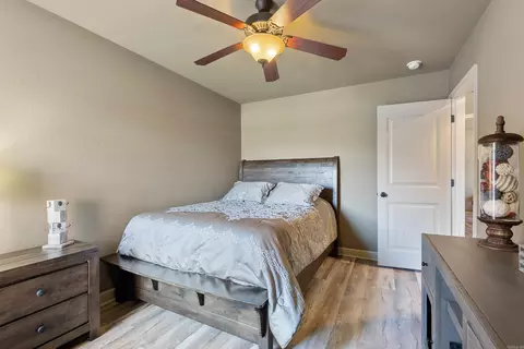 Bedroom - 168 Creekside Dr, Austin, AR 72007 photo 3 of 4