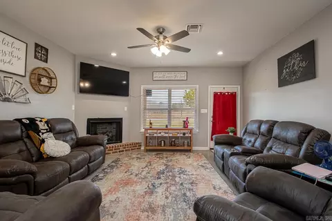 6822 Gregory, Benton, AR 72019 photo 27