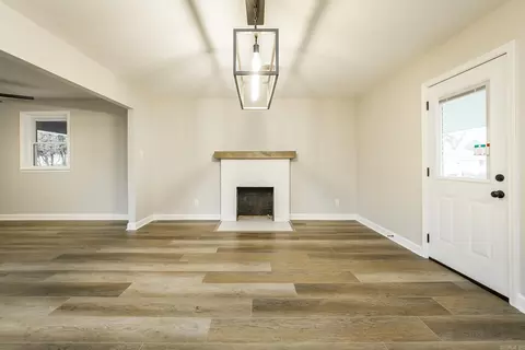 Living - 103 W Oklahoma St, Beebe, AR 72012 photo 8 of 8
