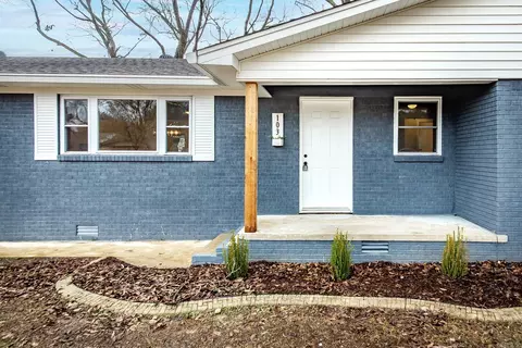 Exterior - 103 W Oklahoma St, Beebe, AR 72012 photo 5 of 9