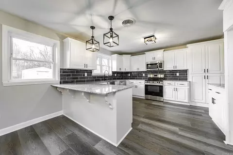 Kitchen - 103 W Oklahoma St, Beebe, AR 72012 photo 1 of 8