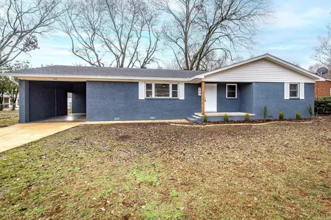 Exterior - 103 W Oklahoma St, Beebe, AR 72012 photo 3 of 9