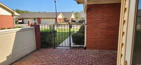 15 Summerset, Pine Bluff, AR 71603 photo 6