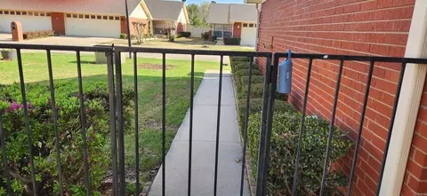 15 Summerset, Pine Bluff, AR 71603 photo 5
