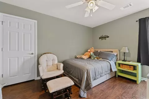 Bedroom - 10 Sugar Cv, Ward, AR 72176 photo 6 of 7