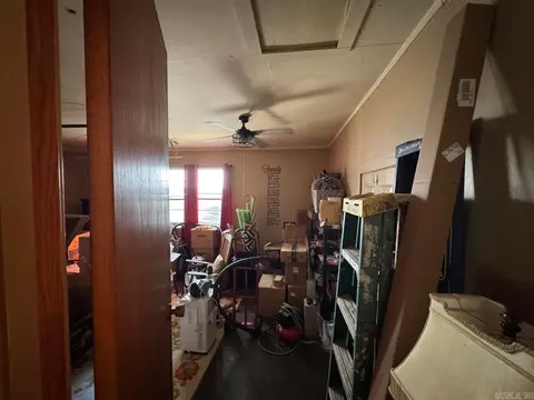 Entry Way - 16 Diane Ave, Ash Flat, AR 72513 photo 3 of 3