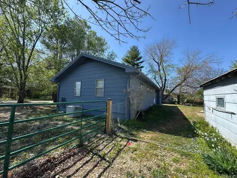 Exterior - 16 Diane Ave, Ash Flat, AR 72513 photo 16 of 20