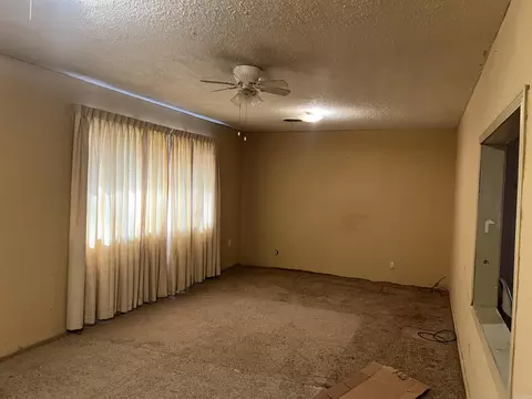 Living - 2808 Camden Rd, Pine Bluff, AR 71603 photo 1 of 1