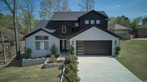 9 Marchwood Cv, Little Rock, AR 72210