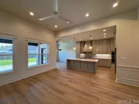 2348 Pleasant Cv, Conway, AR 72034 photo 3