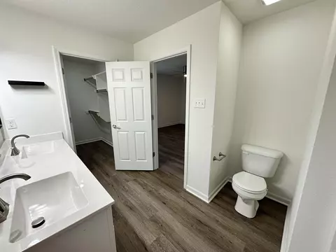 Bath - 114 Greg Sneed Dr, Quitman, AR 72131 photo 2 of 3
