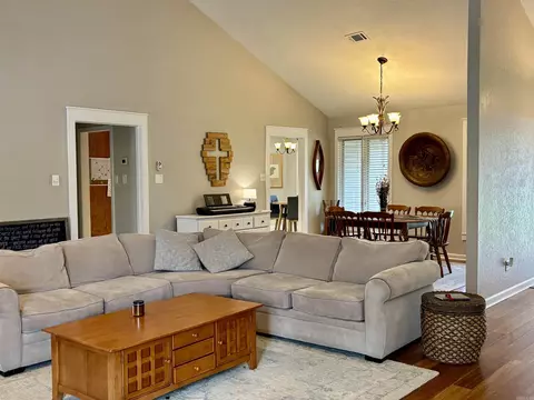 Other - 1065 Cambridge Ct, Benton, AR 72019 photo 5 of 8