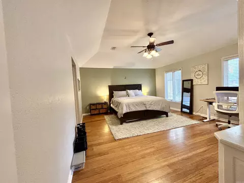 Bedroom - 1065 Cambridge Ct, Benton, AR 72019 photo 1 of 8