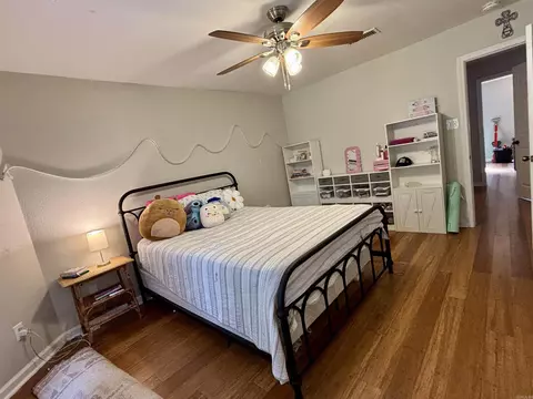 Bedroom - 1065 Cambridge Ct, Benton, AR 72019 photo 8 of 8