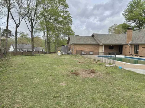 Exterior - 1065 Cambridge Ct, Benton, AR 72019 photo 9 of 14