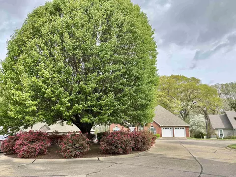 Exterior - 1065 Cambridge Ct, Benton, AR 72019 photo 13 of 14